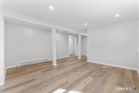 5-A Circle Drive East Haven CT 06512