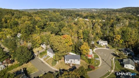5-A Circle Drive East Haven CT 06512