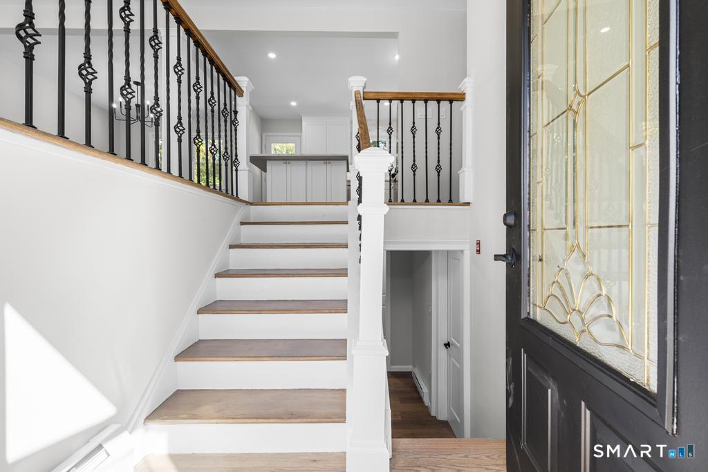 5-A Circle Drive East Haven CT 06512