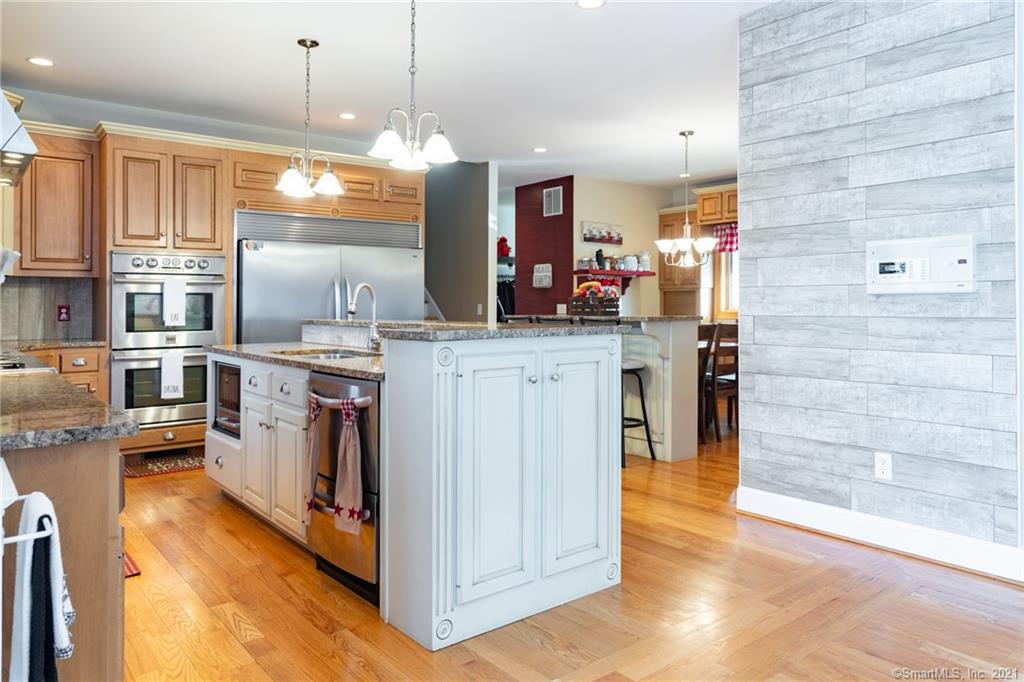 36 Sheffield Place Southington CT 06489