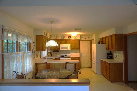 24 Green Woods Lane Farmington CT 06085