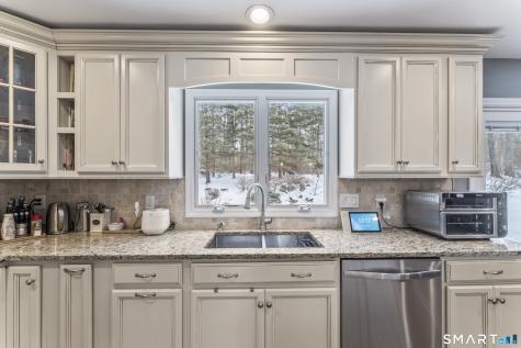 32 Yogananda Street Newtown CT 06482