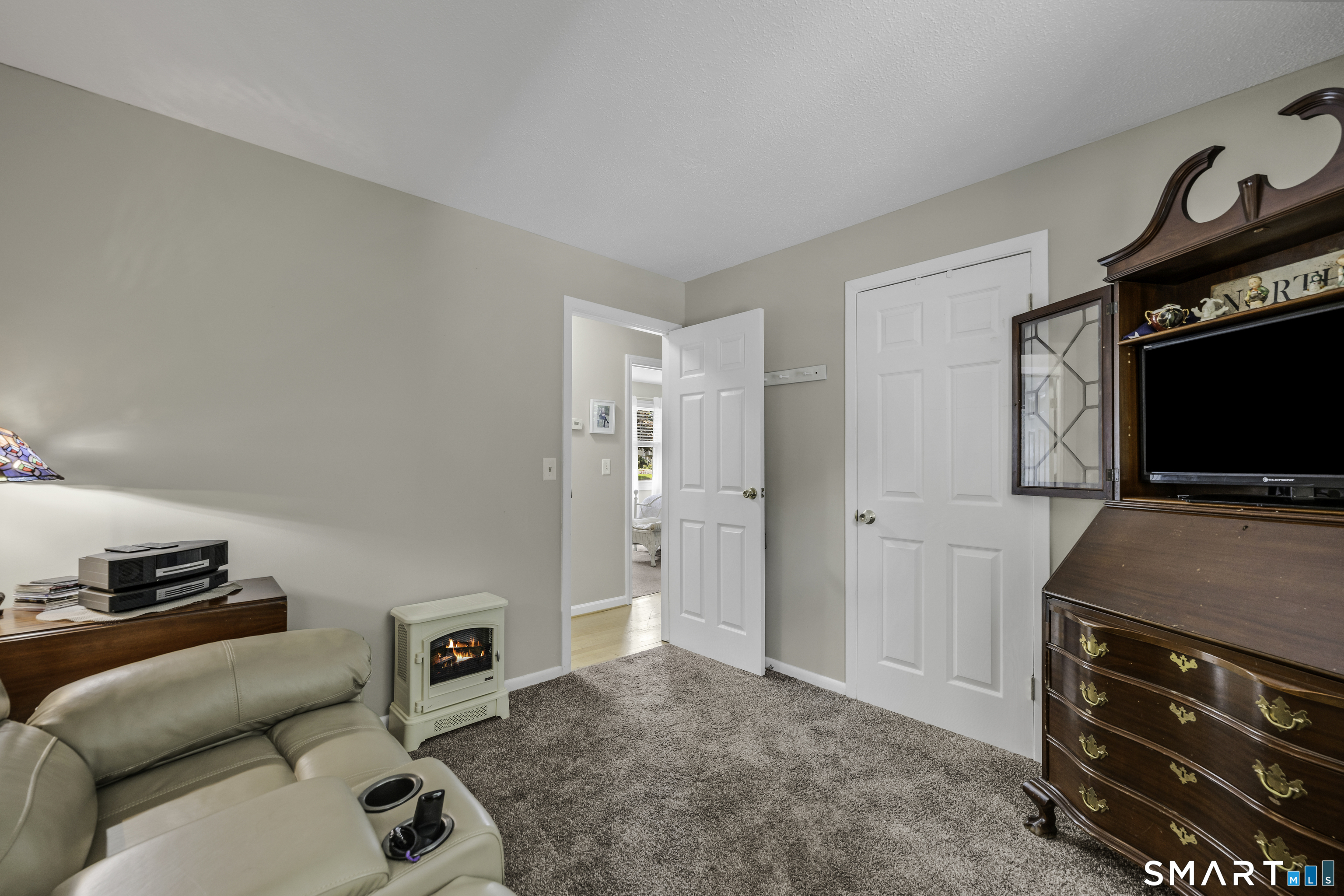 56 Pinecrest Drive Waterbury CT 06708