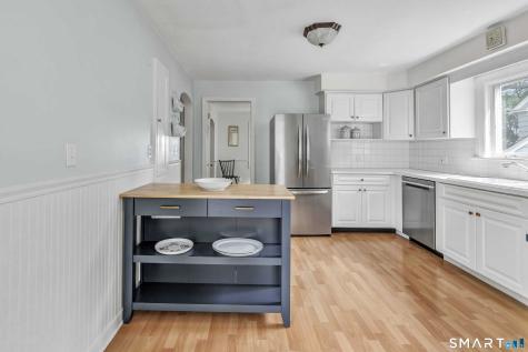 85 Louvain Street Fairfield CT 06825
