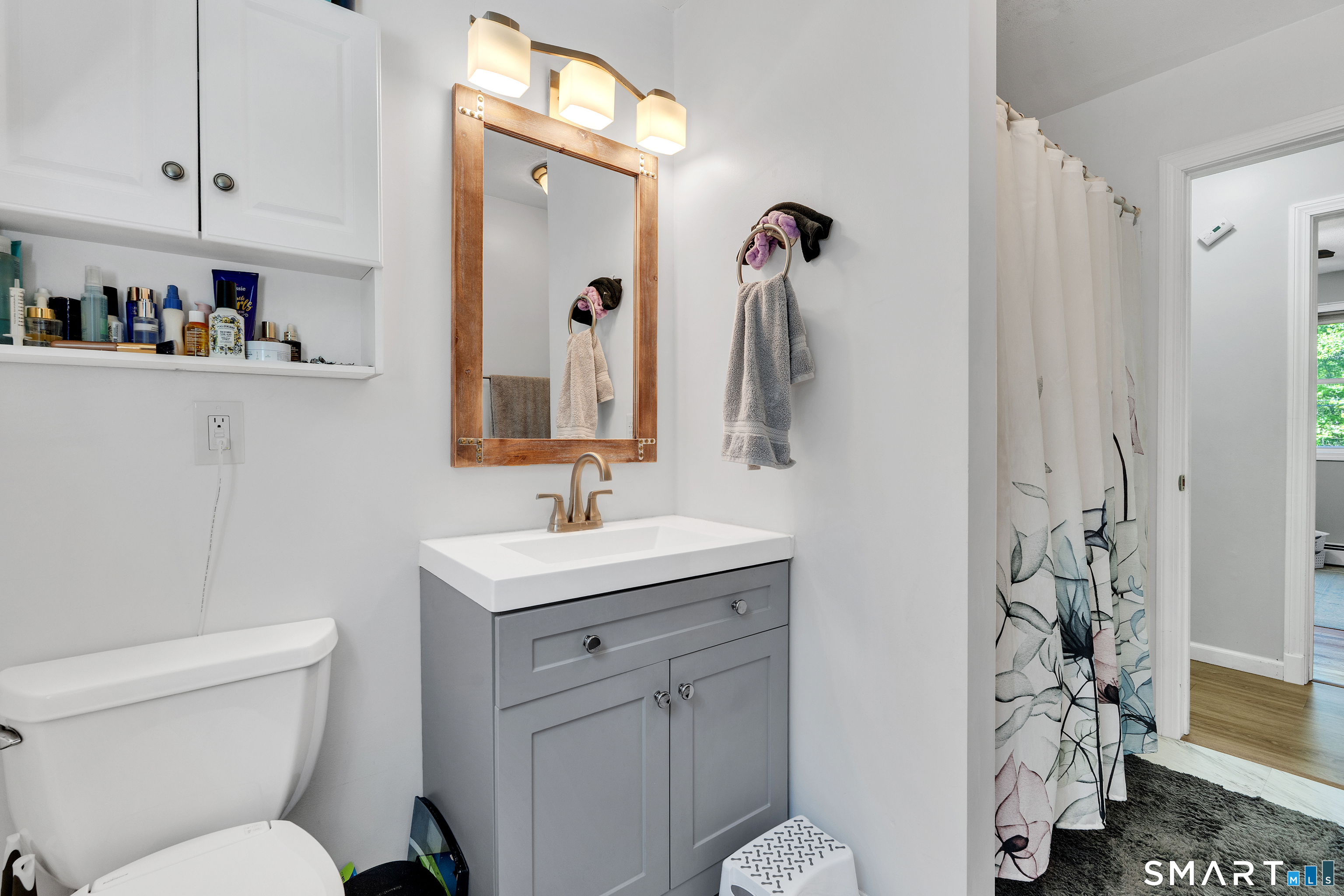 1455 Old Colchester Road Montville CT 06370