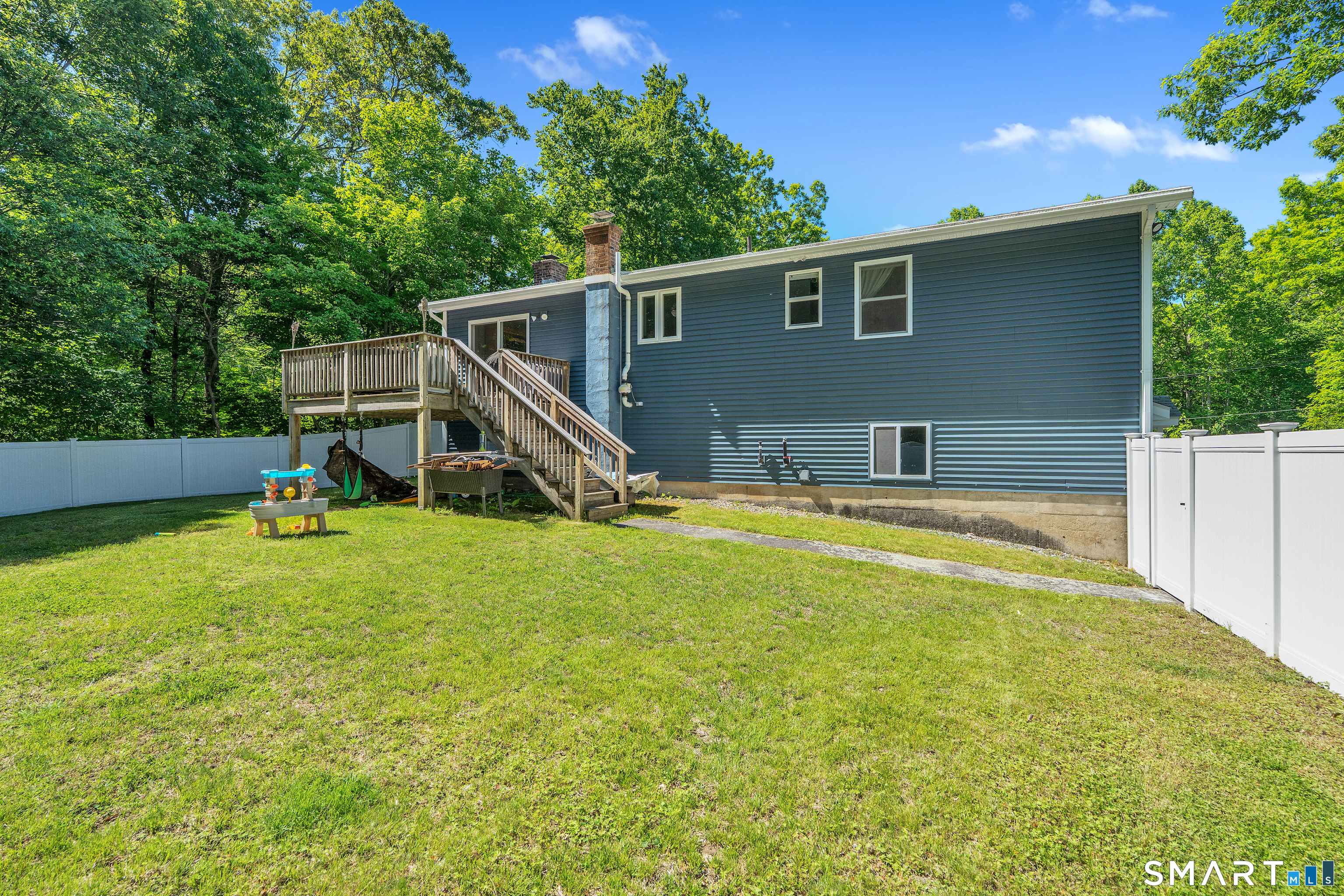 1455 Old Colchester Road Montville CT 06370