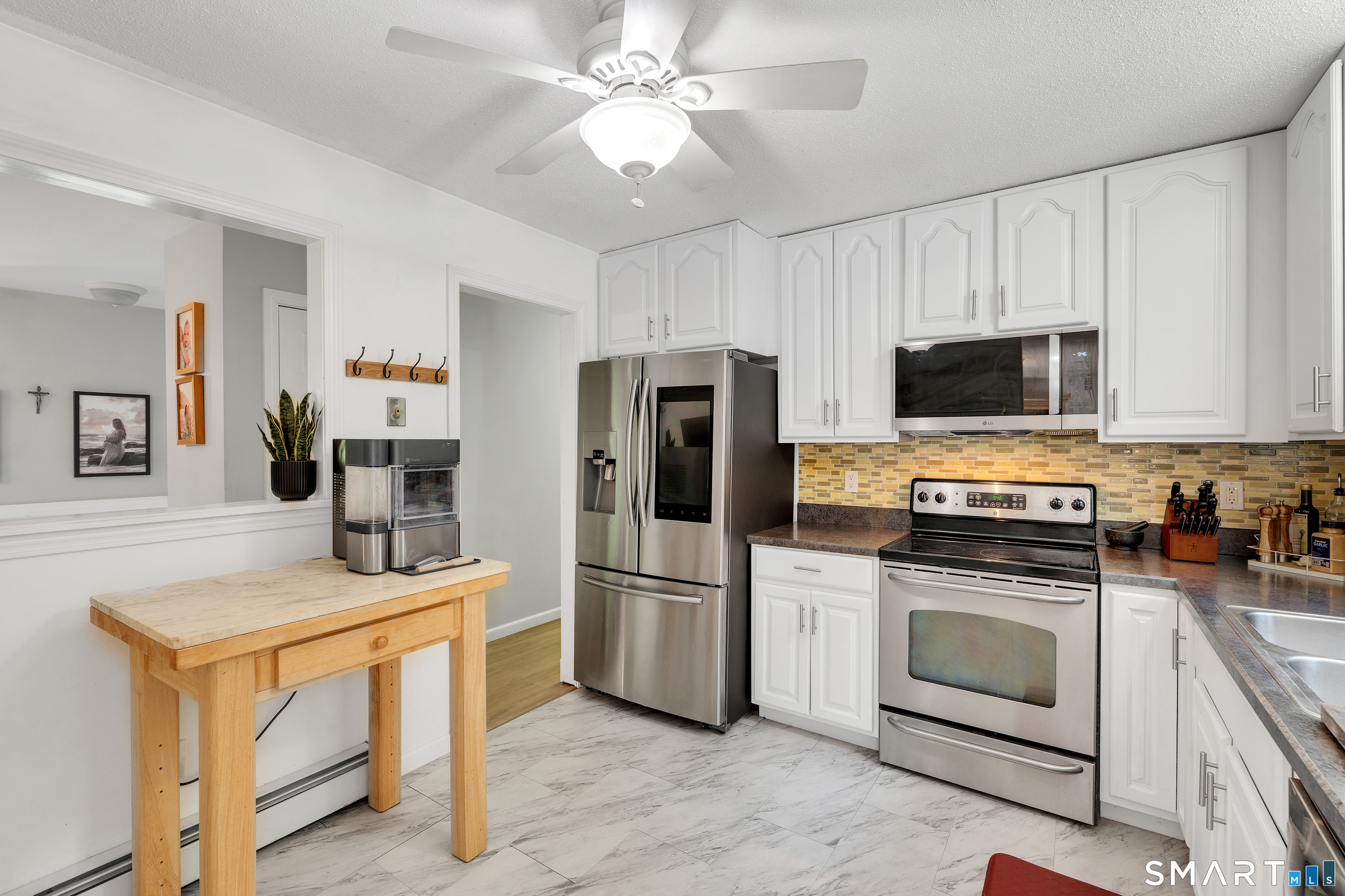 1455 Old Colchester Road Montville CT 06370