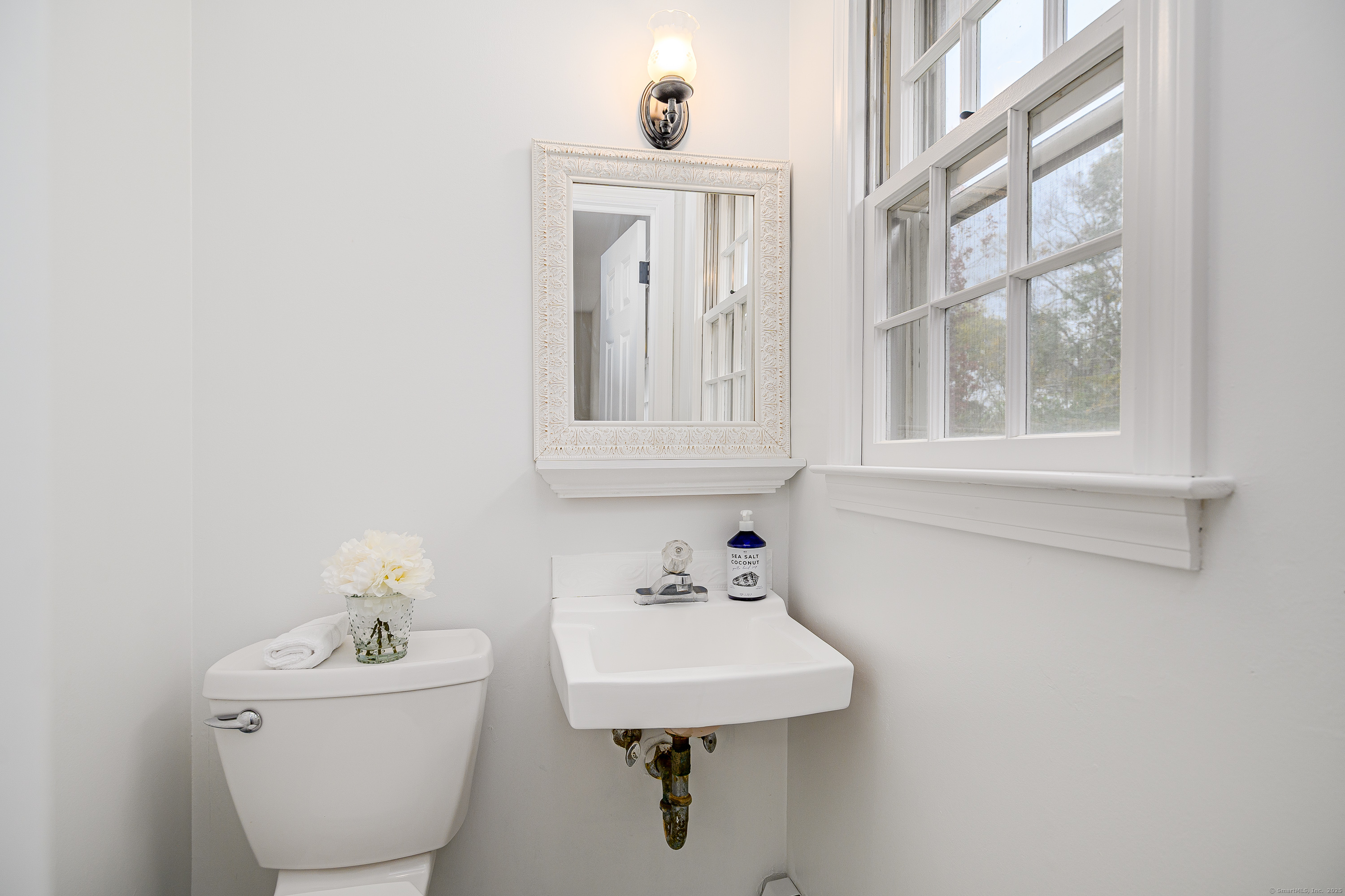 35 Eastwood Road Danbury CT 06811