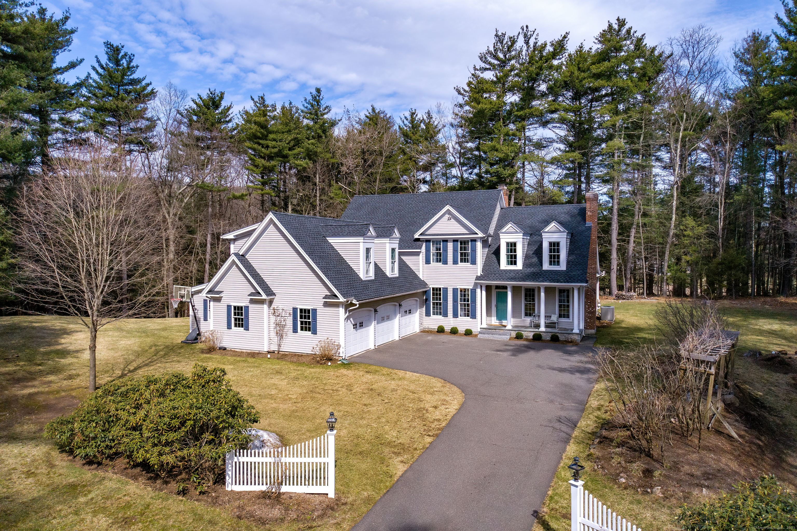 231 Old Farms Road Simsbury CT 06070