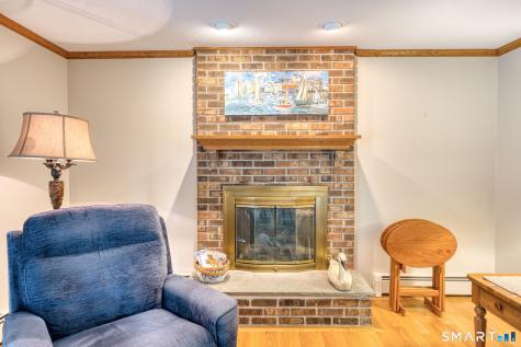 168 Debbie Drive South Windsor CT 06074