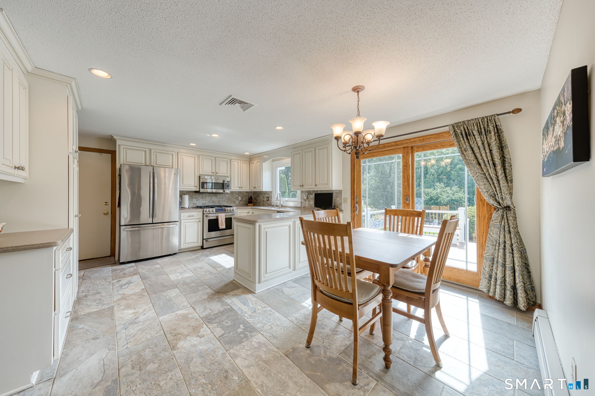 168 Debbie Drive South Windsor CT 06074