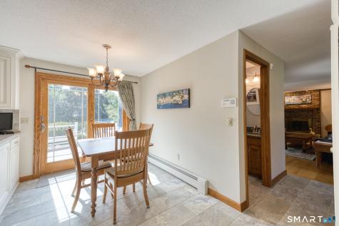 168 Debbie Drive South Windsor CT 06074