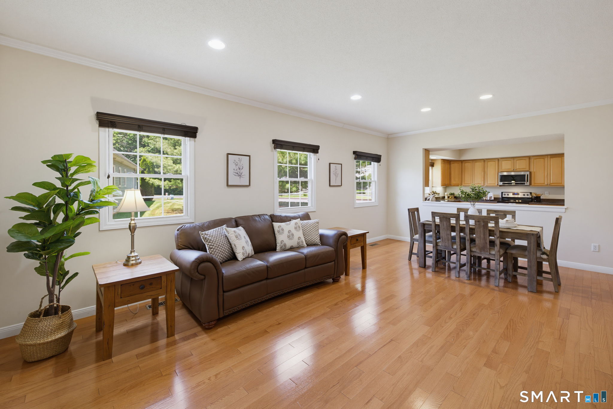175 Oliver Way Bloomfield CT 06002