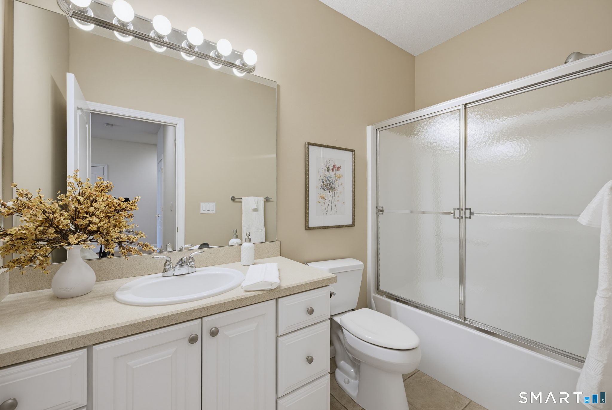175 Oliver Way Bloomfield CT 06002