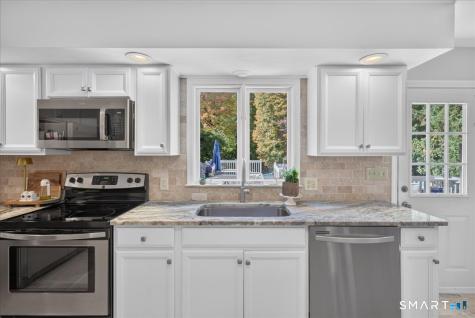 52 Kirk Road Hamden CT 06514