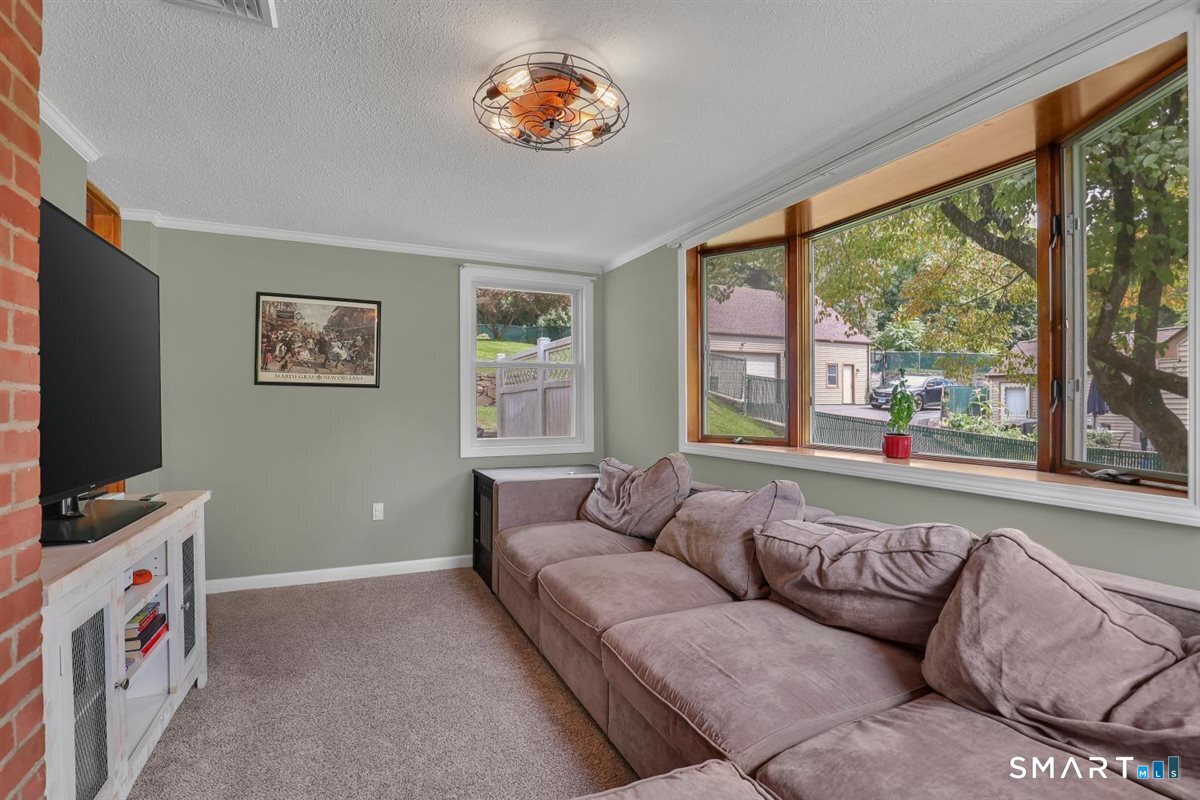 568 Old Main Street Rocky Hill CT 06067