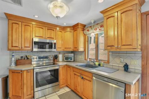 568 Old Main Street Rocky Hill CT 06067