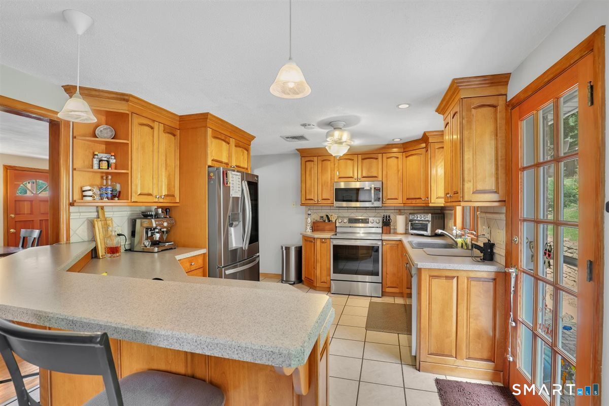 568 Old Main Street Rocky Hill CT 06067