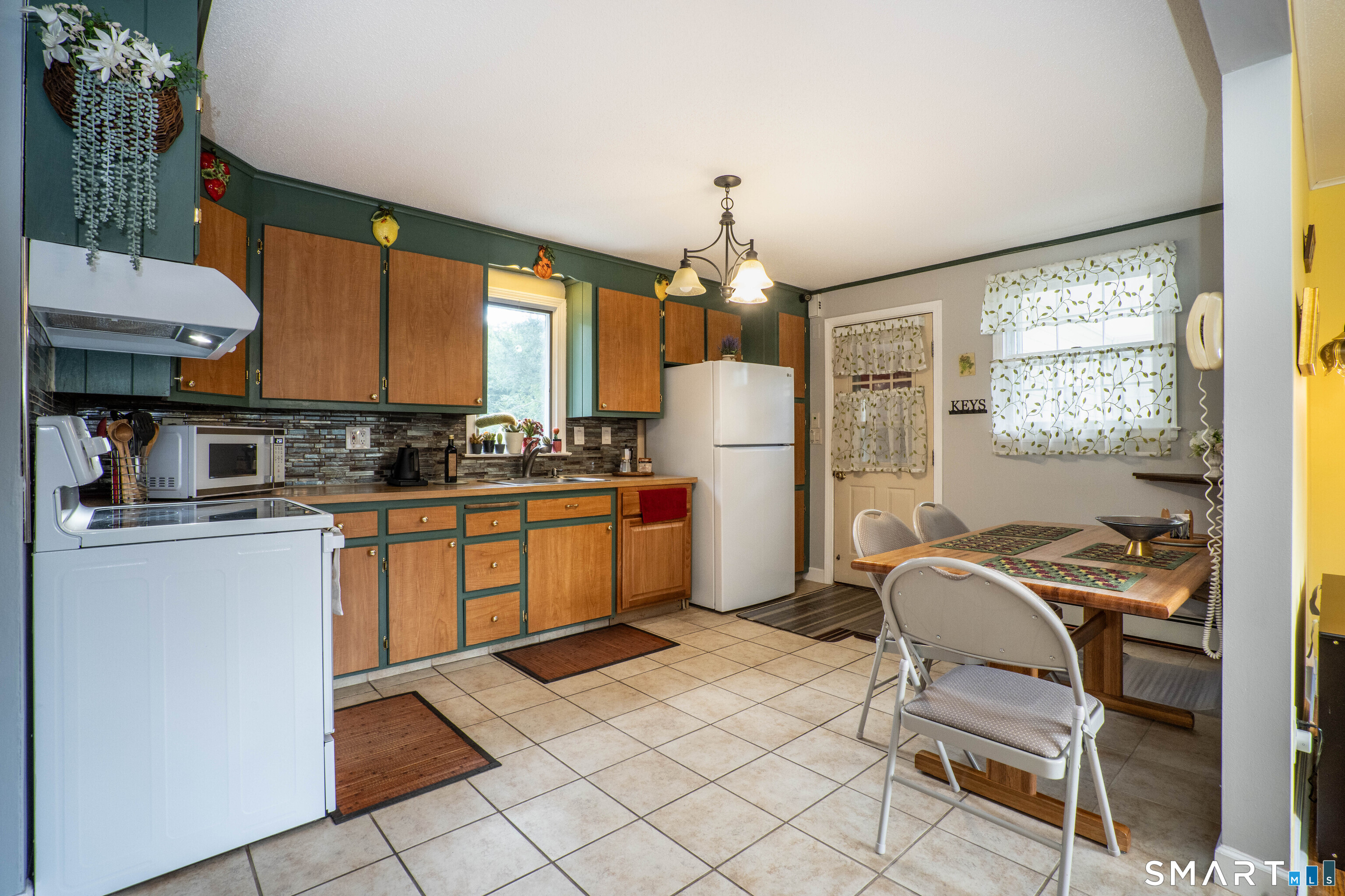 103 Webster Street Farmington CT 06085