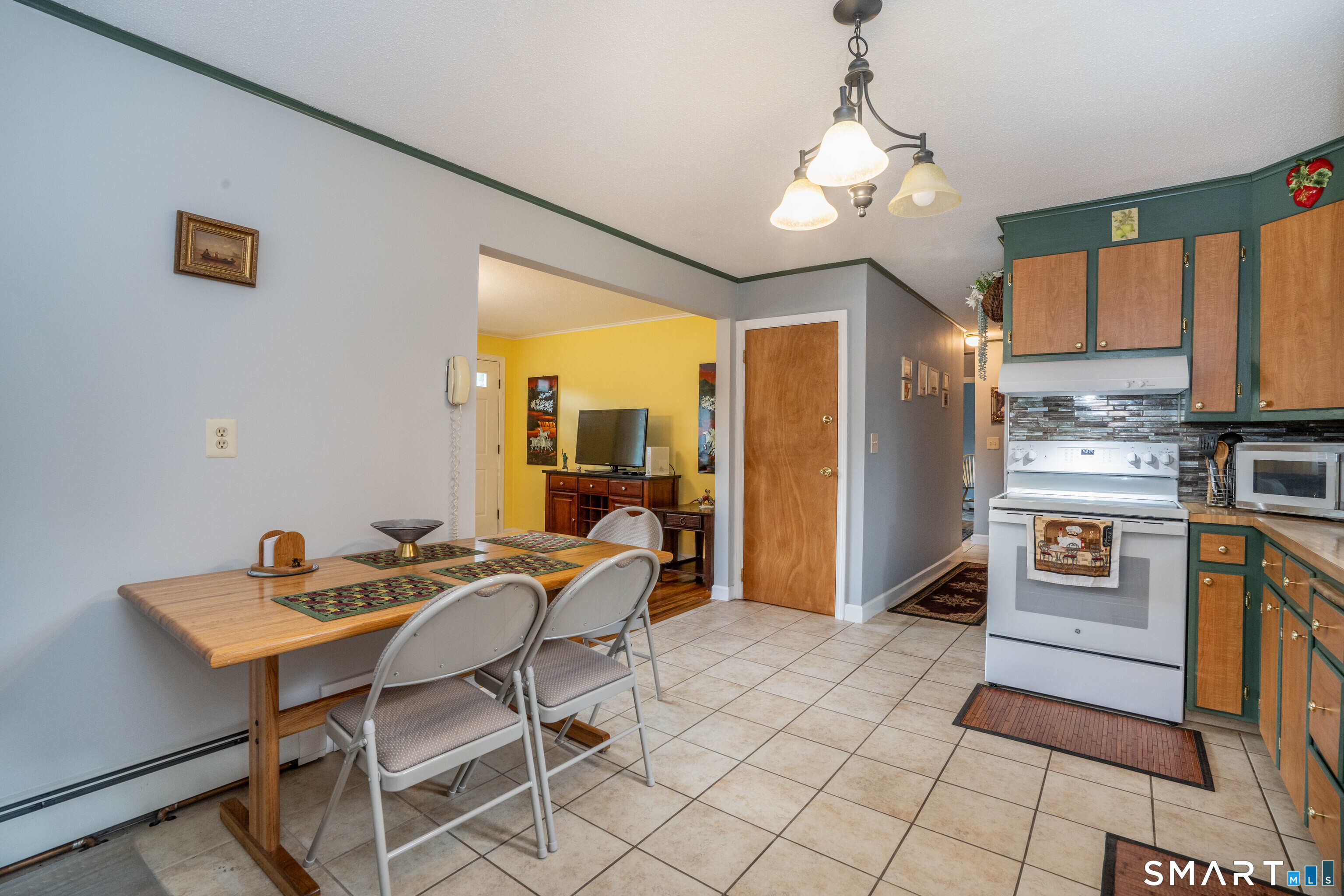 103 Webster Street Farmington CT 06085
