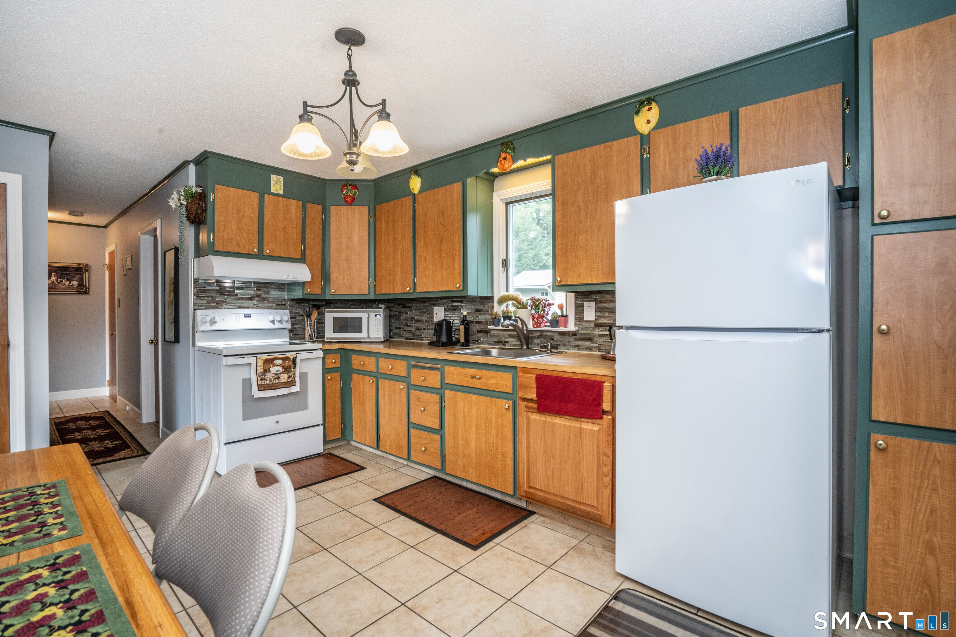 103 Webster Street Farmington CT 06085