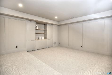 8 Pleasant Valley Lane Westport CT 06880