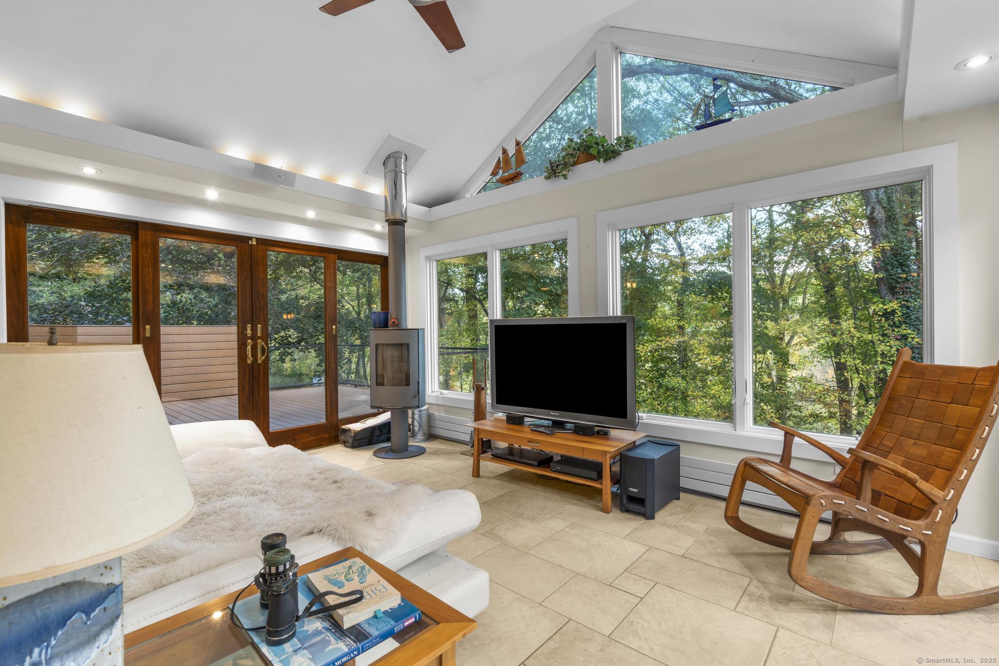 44 Echo Lane Glastonbury CT 06073