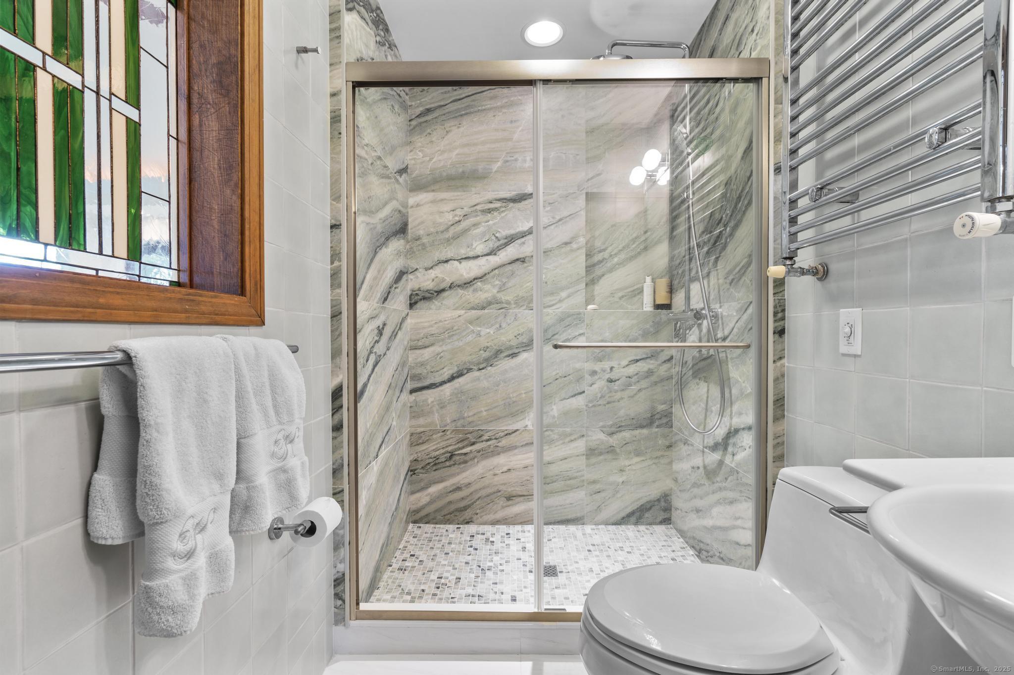 44 Echo Lane Glastonbury CT 06073