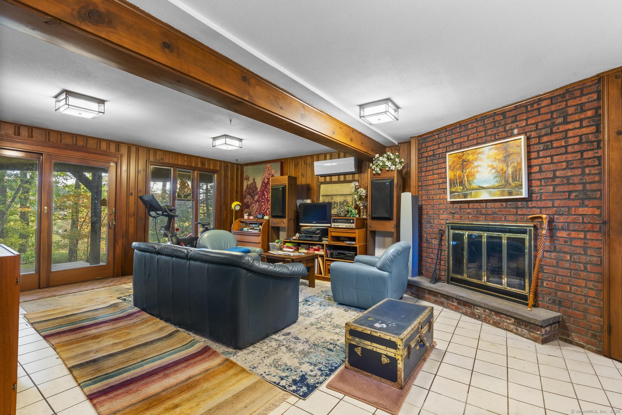 44 Echo Lane Glastonbury CT 06073