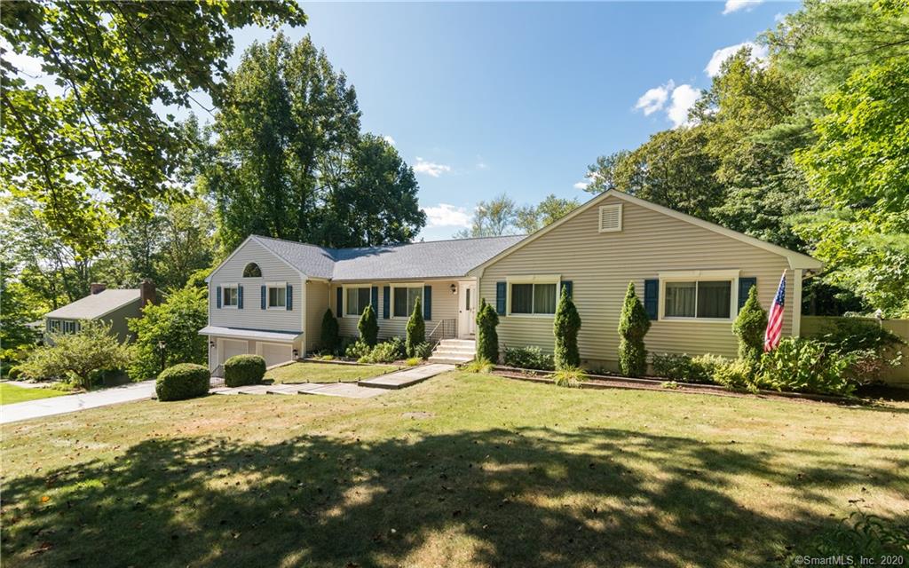 16 Heritage Drive Danbury CT 06811
