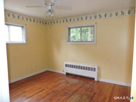 92 Vernon Street Manchester CT 06042