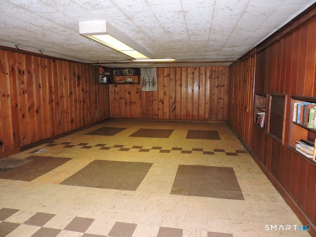 92 Vernon Street Manchester CT 06042