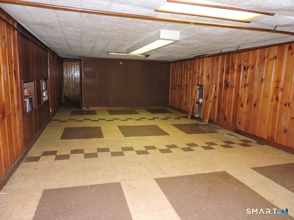 92 Vernon Street Manchester CT 06042