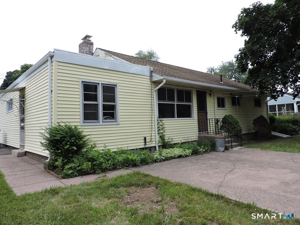 92 Vernon Street Manchester CT 06042