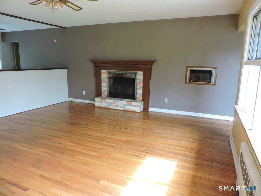 92 Vernon Street Manchester CT 06042