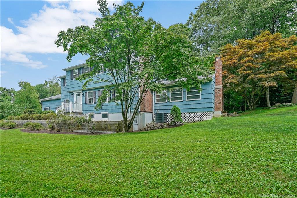94 Walnut Grove Road Ridgefield CT 06877