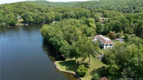20 Hidden Brook Drive Brookfield CT 06804