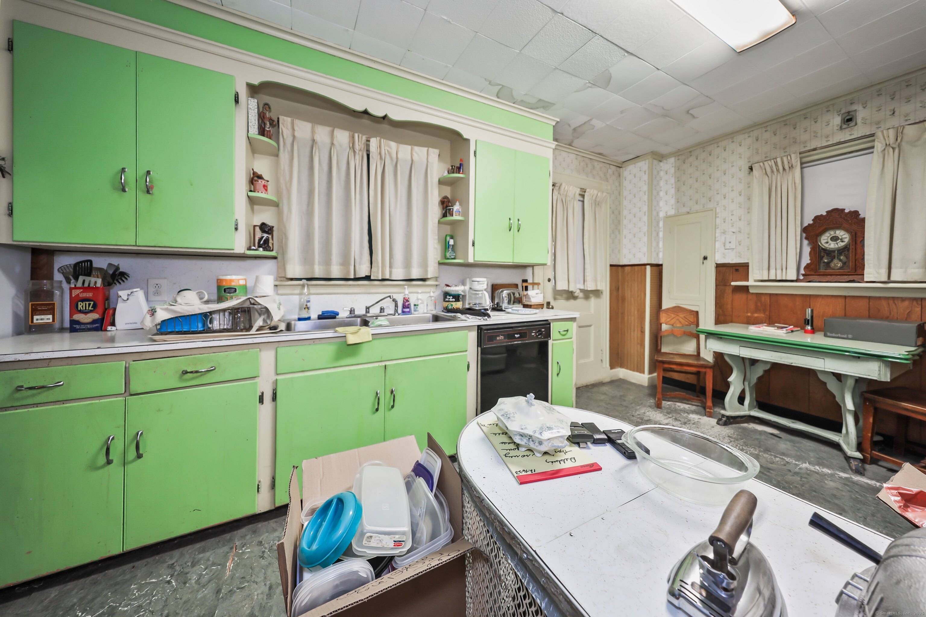 47 Cottage Avenue Ansonia CT 06401