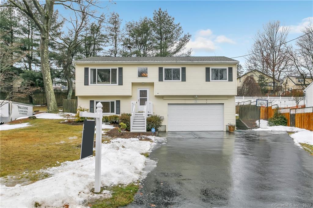 28 Tuxedo Avenue Shelton CT 06484