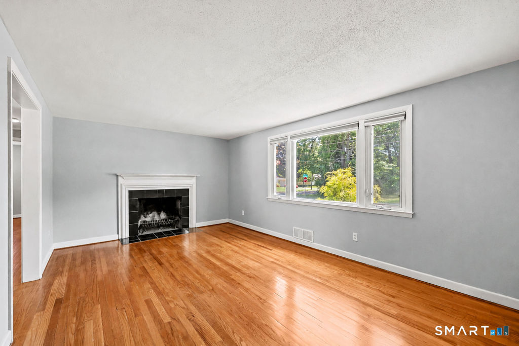 130 Florence Street West Hartford CT 06110