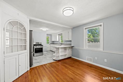 130 Florence Street West Hartford CT 06110
