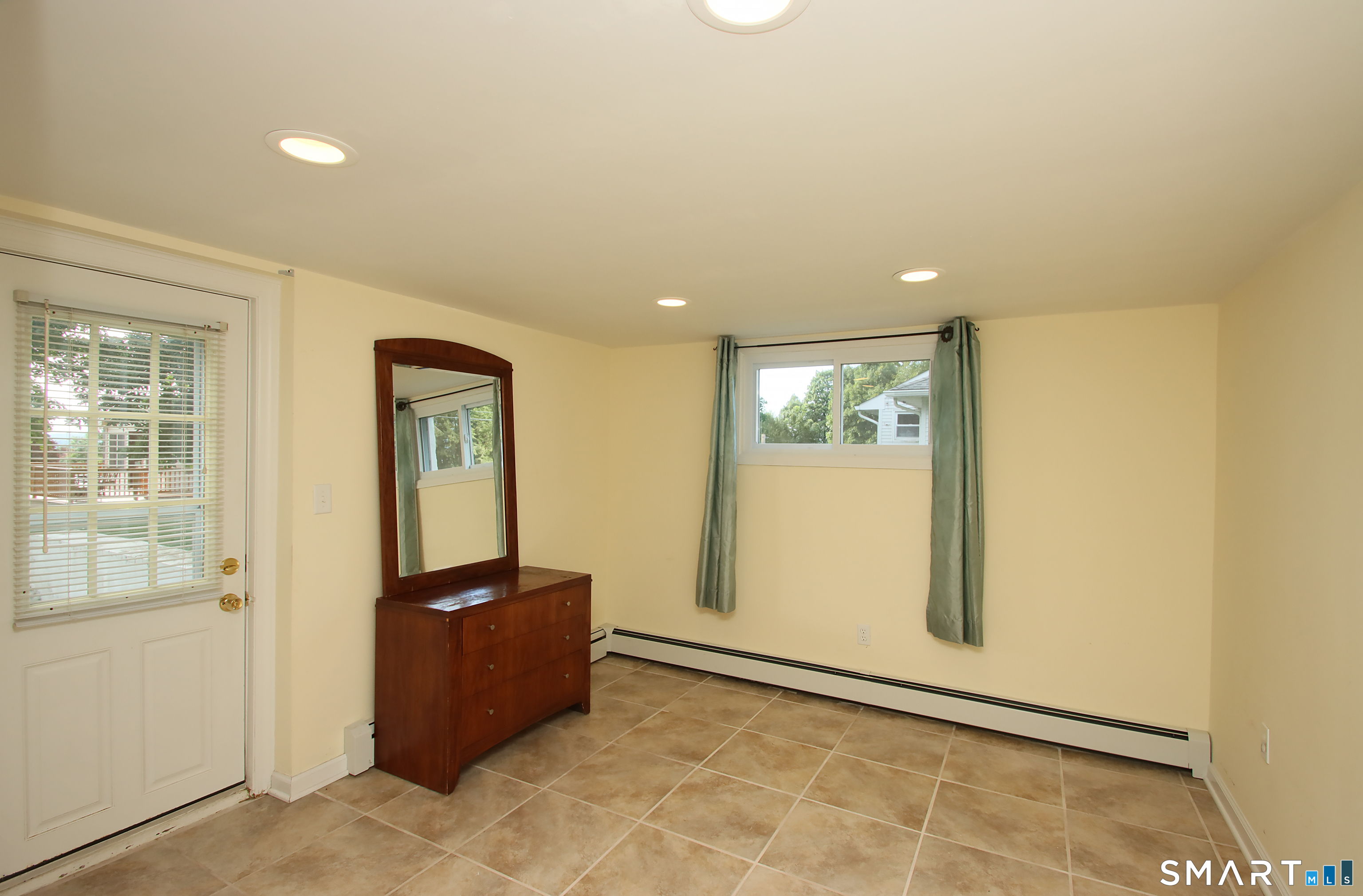 4 Muller Street New Fairfield CT 06812