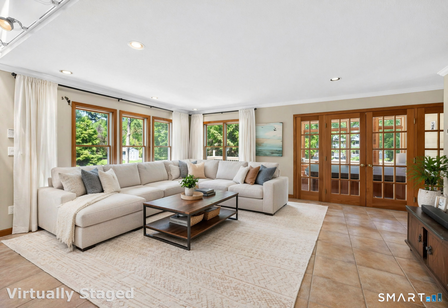 10 Hampshire Lane Simsbury CT 06070