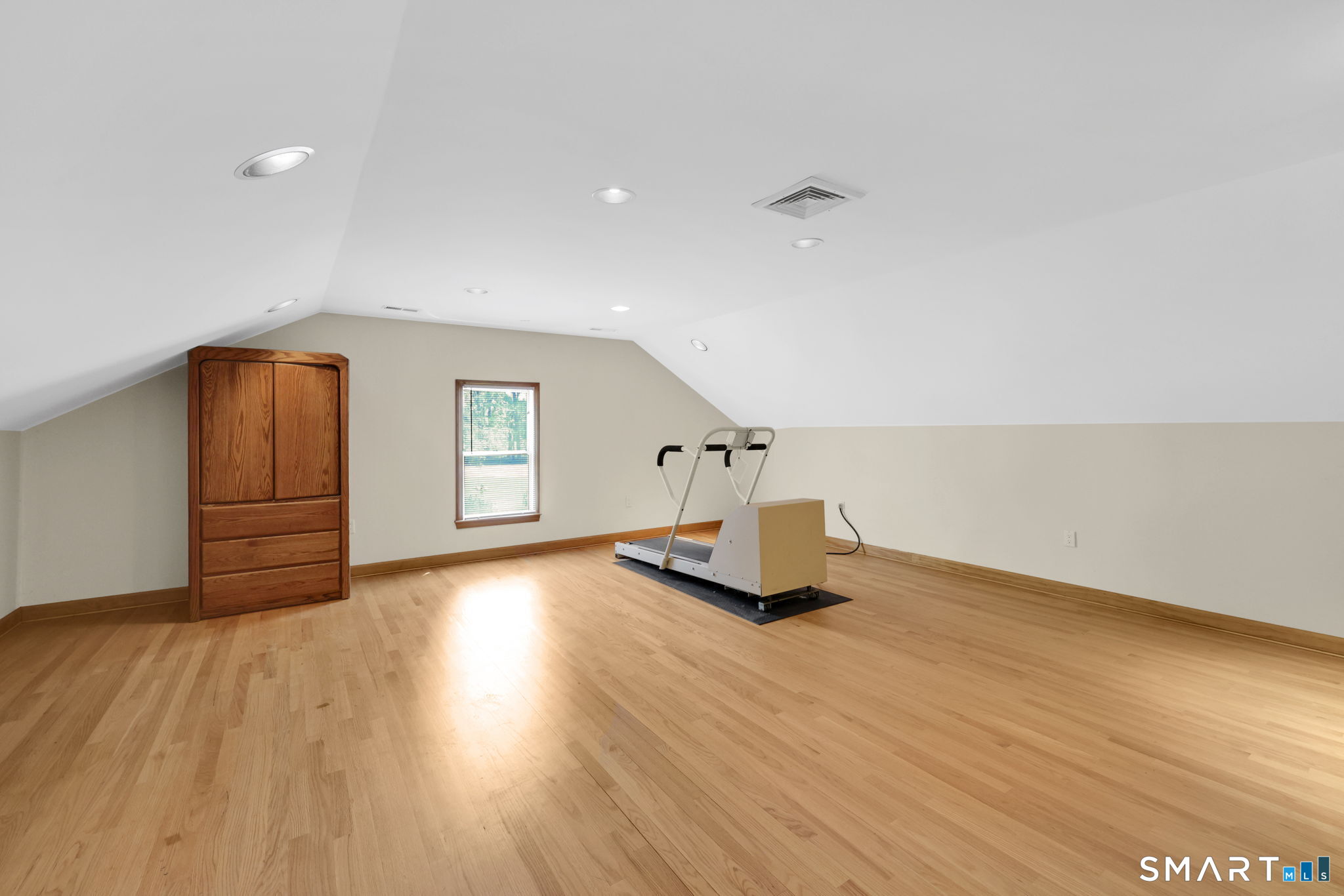 10 Hampshire Lane Simsbury CT 06070
