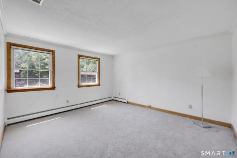 10 Hampshire Lane Simsbury CT 06070