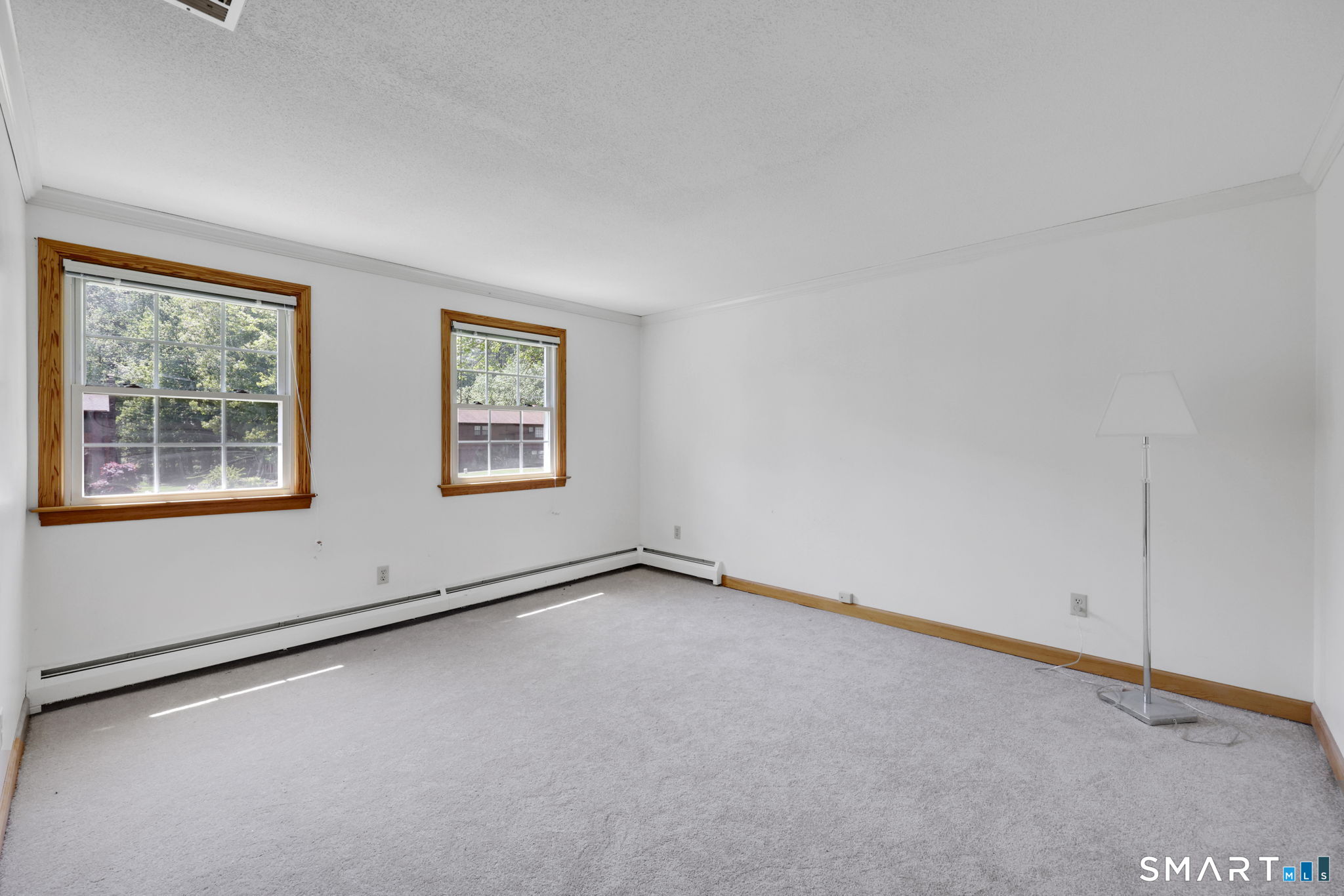 10 Hampshire Lane Simsbury CT 06070