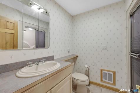 10 Hampshire Lane Simsbury CT 06070