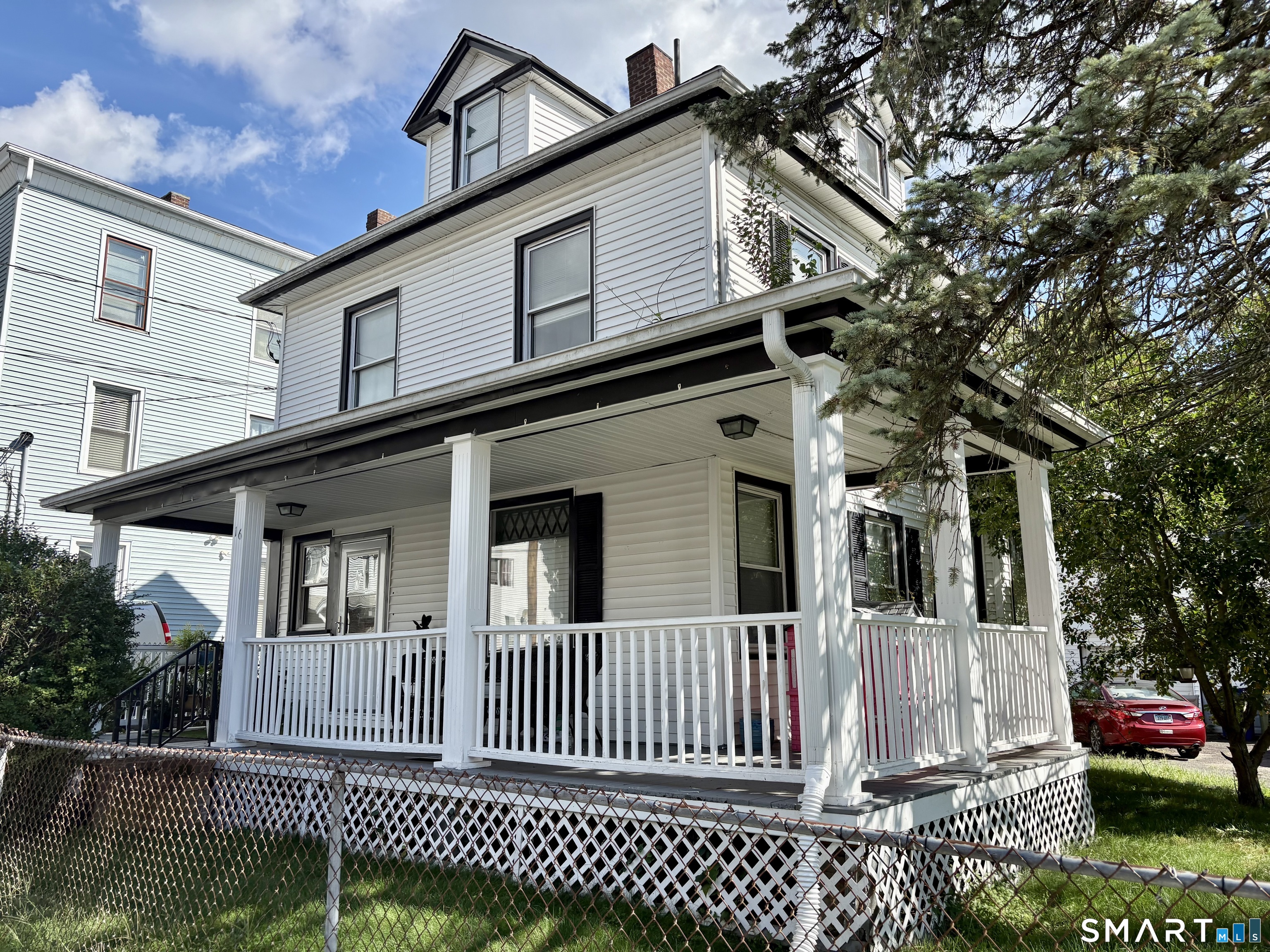 16 Luke Street Waterbury CT 06706