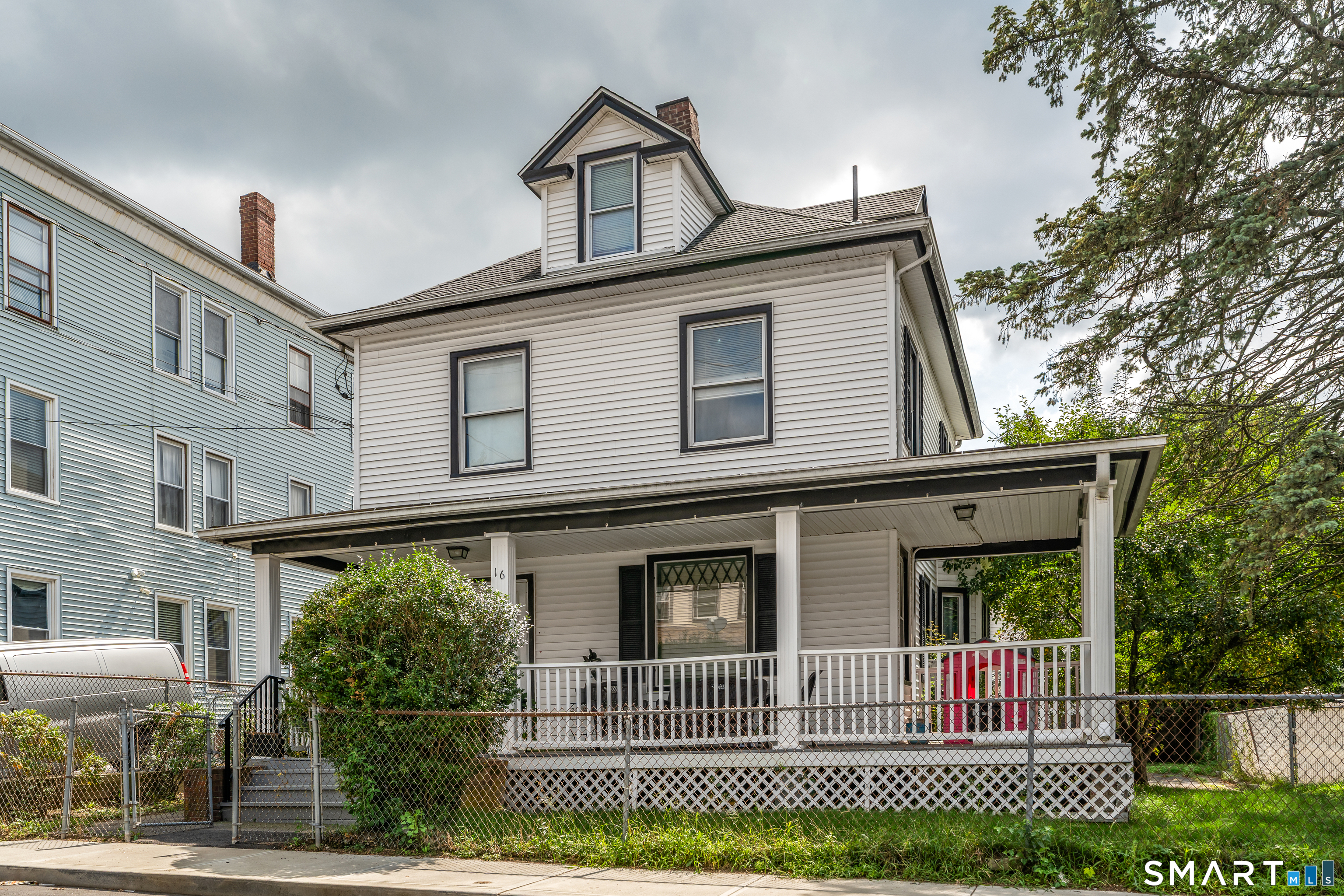 16 Luke Street Waterbury CT 06706
