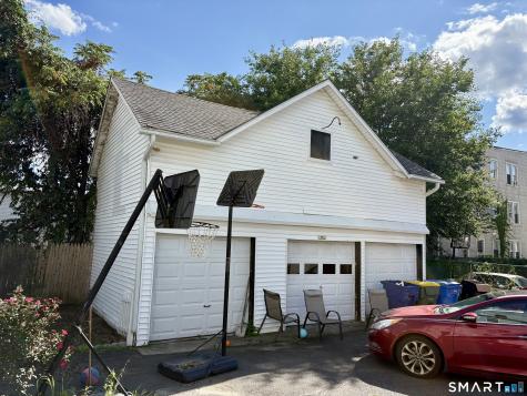 16 Luke Street Waterbury CT 06706